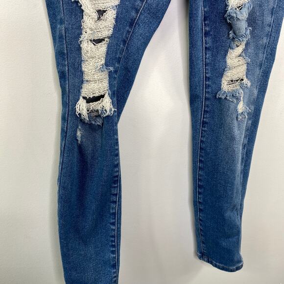 GBG Los Angeles High Rise Blue Distressed Denim Skinny Jeans Women's Size 26 - Picture 3 of 8